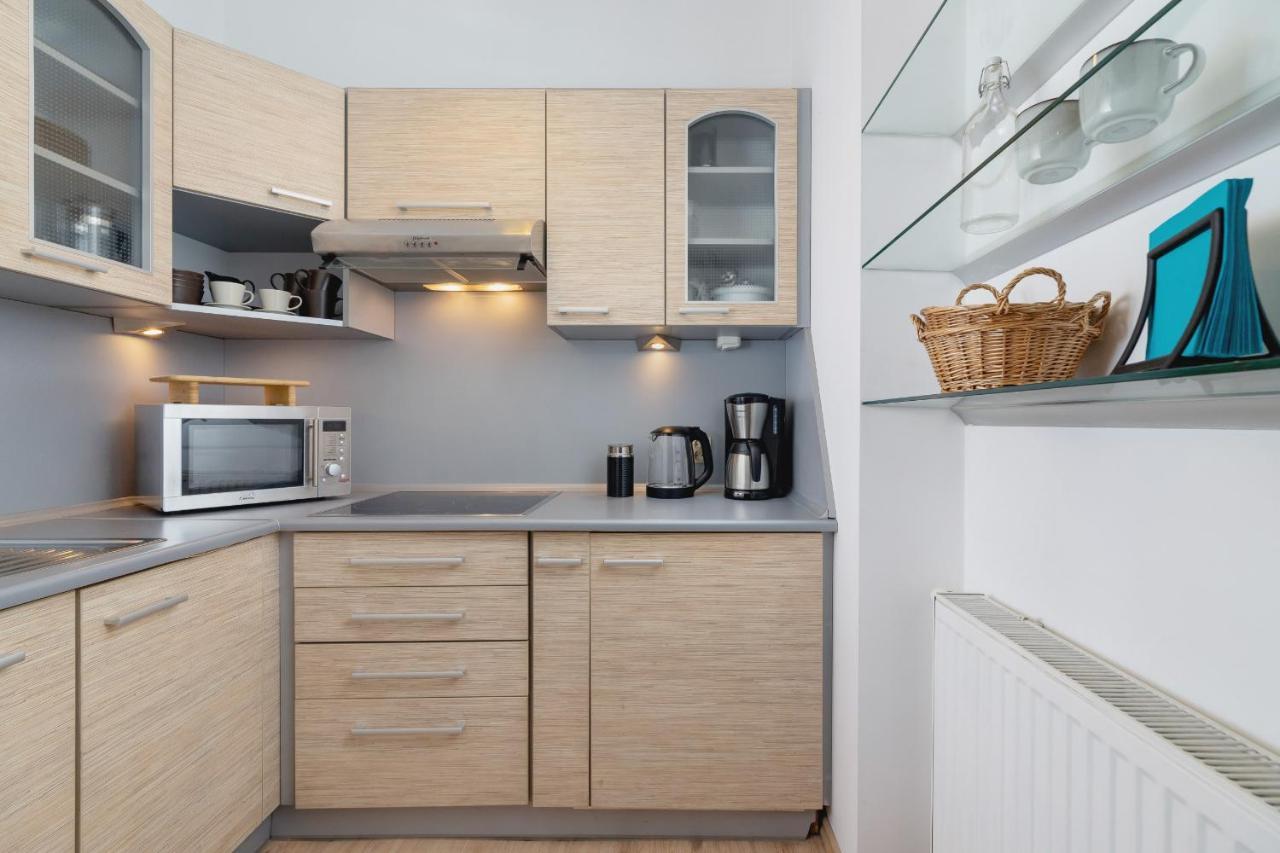 Kazimierz Apartments Near Wawel Royal Castle By Renters Krakow Ngoại thất bức ảnh