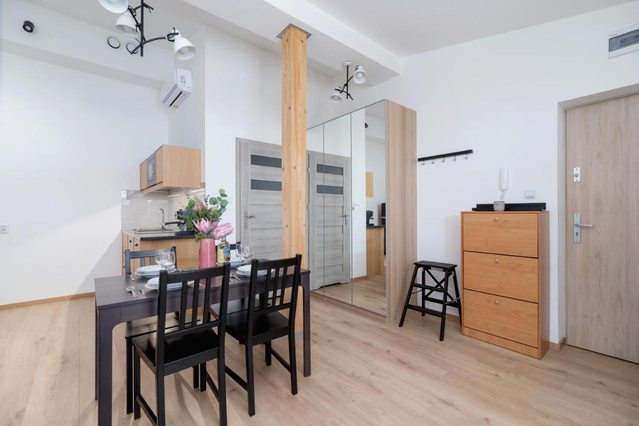 Kazimierz Apartments Near Wawel Royal Castle By Renters Krakow Ngoại thất bức ảnh